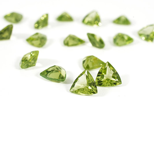 Natural Peridot Calibrated Trillions | 7mm & 8mm