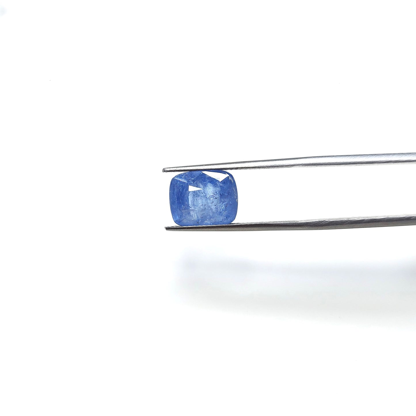 100% Natural Unheated Blue sapphire |6.84cts