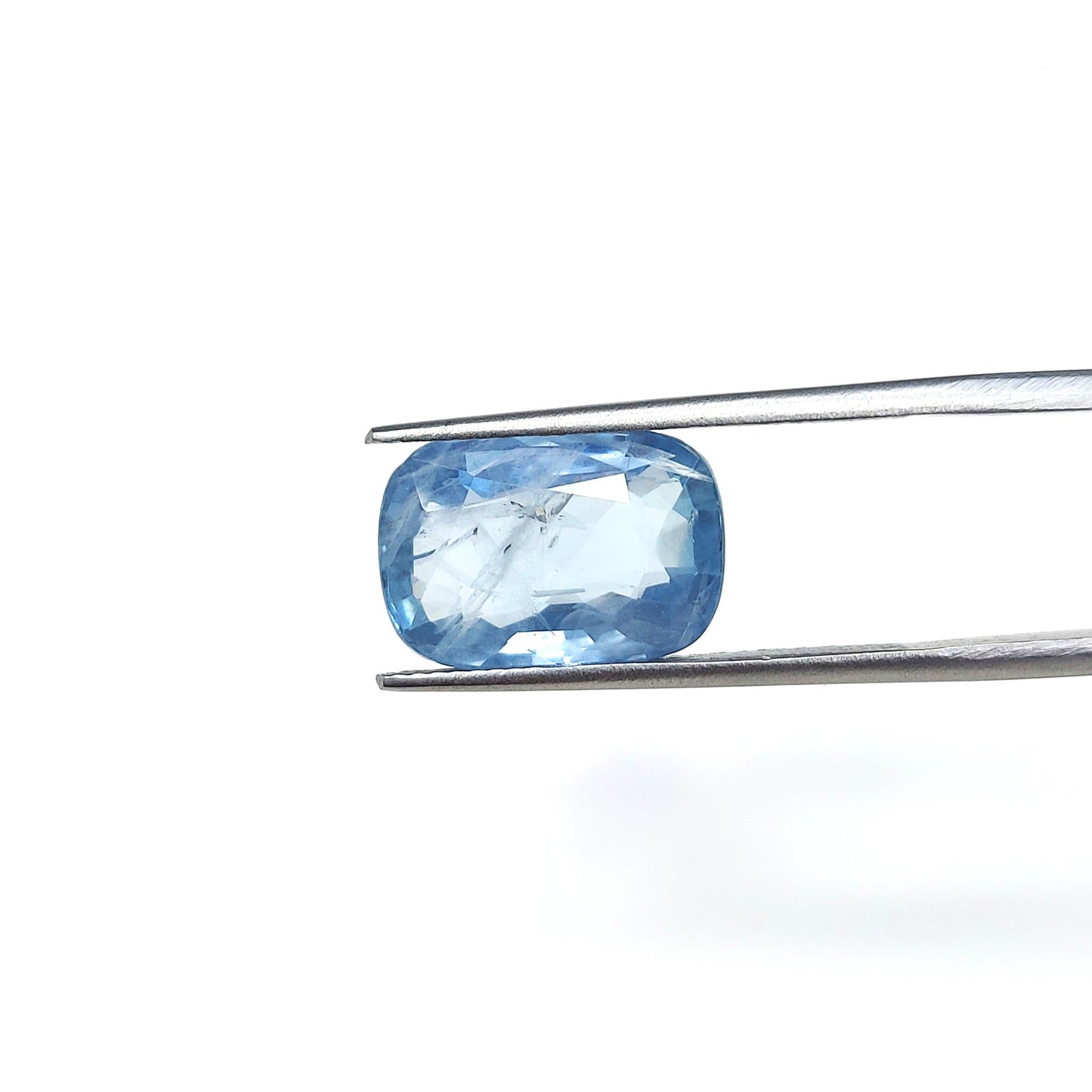 100% Natural Unheated Blue sapphire| 8.25cts