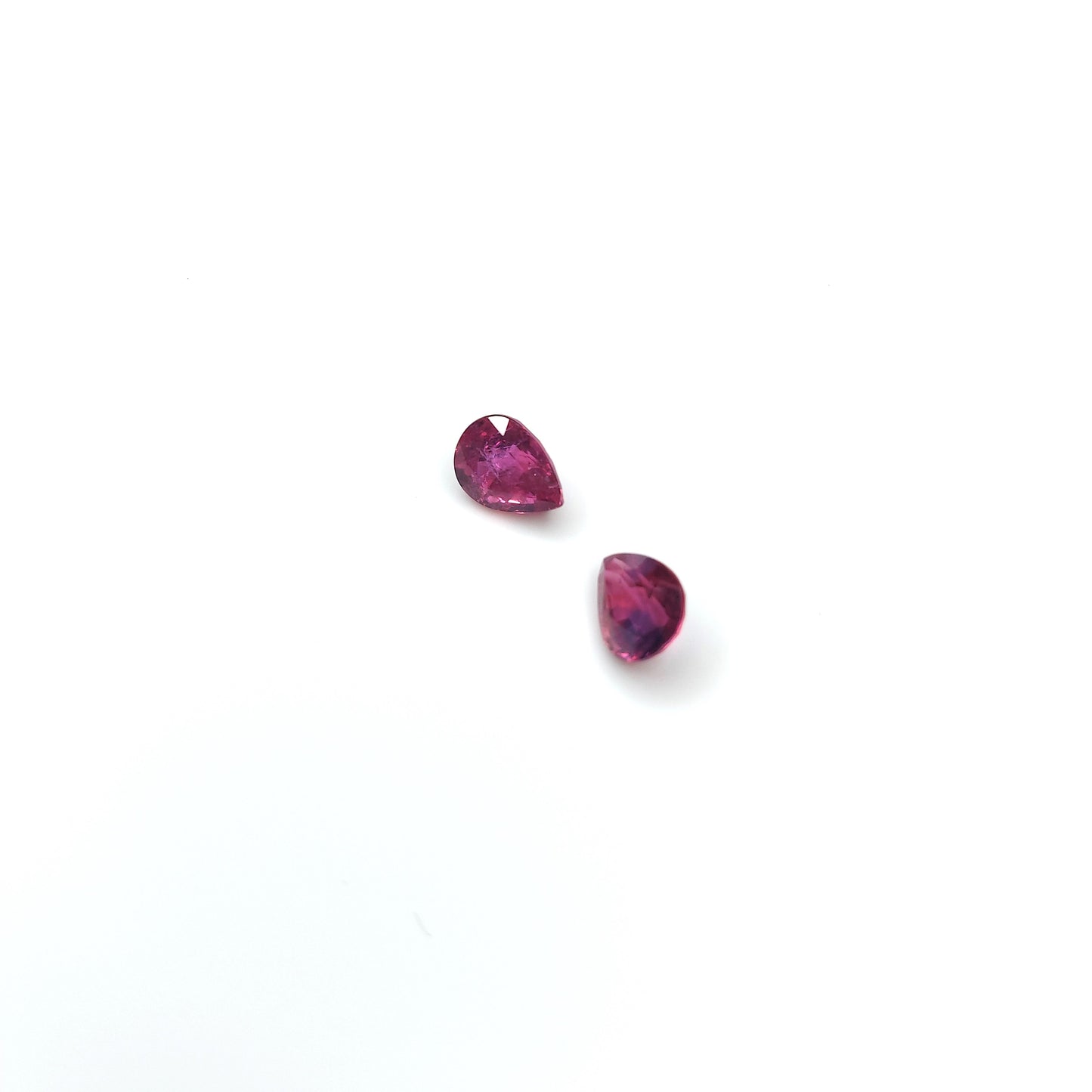 Natural Unheated Ruby Pears Pairing 2.71cts