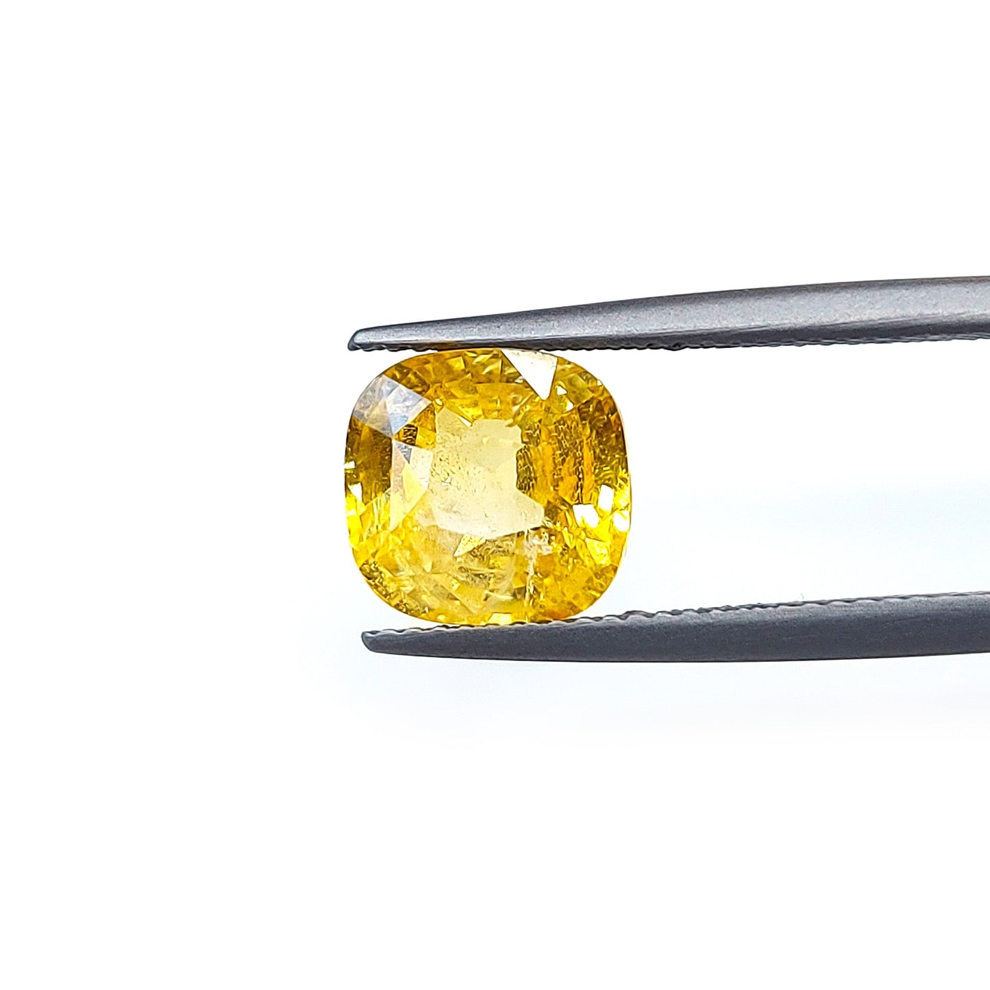 Natural Unheated Yellow Sapphire 5.67cts