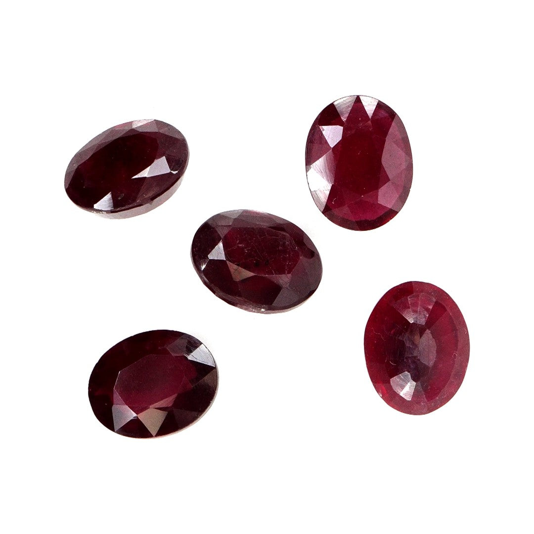 Natural Bangkok Ruby Calibrated Ovals | 7x9mm & 8x10mm