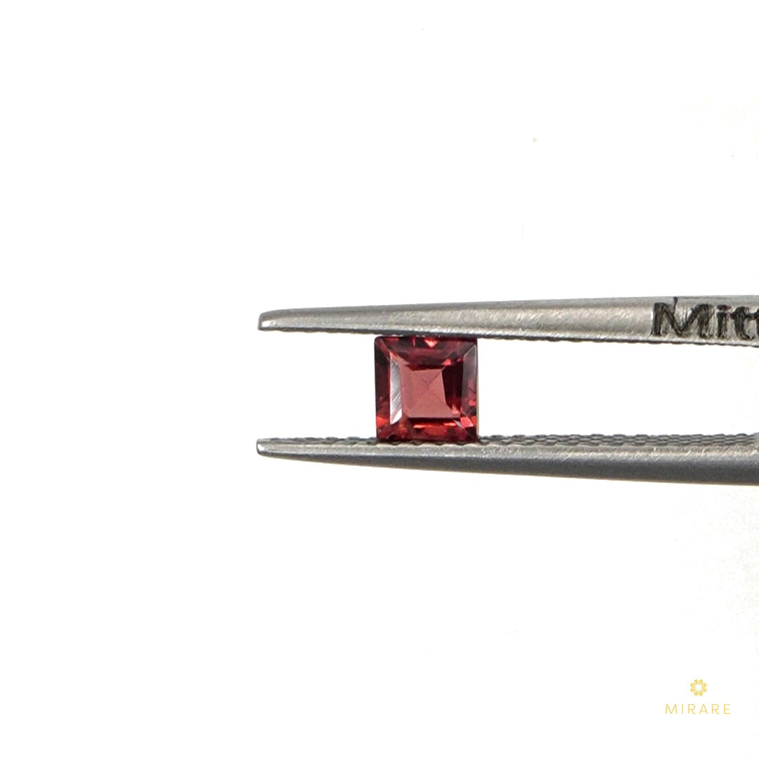 Natural Mozambique Garnet Calibrated Squares | 4mm & 5mm